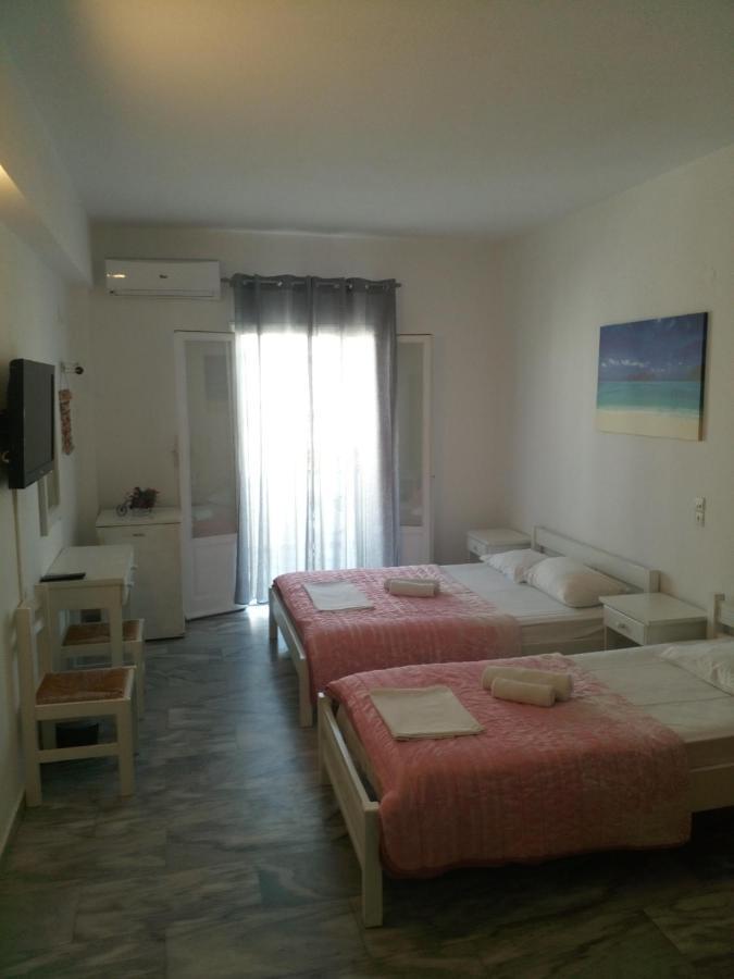 Siren Rooms And Apartments Paros Екстер'єр фото