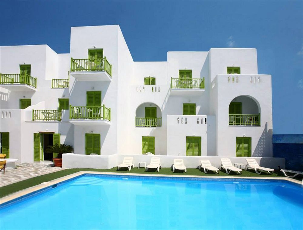 Siren Rooms And Apartments Paros Екстер'єр фото