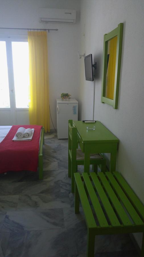 Siren Rooms And Apartments Paros Екстер'єр фото