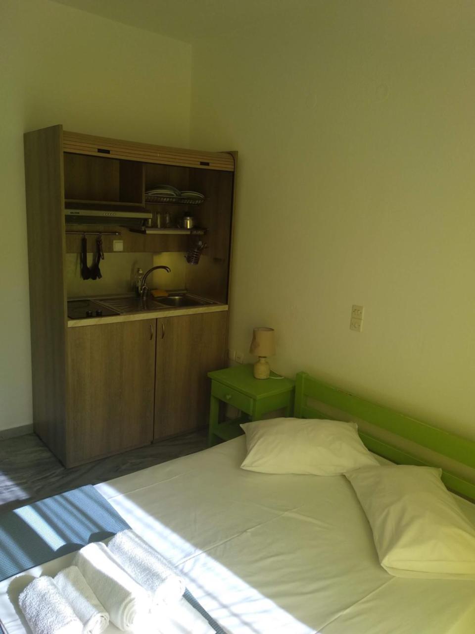 Siren Rooms And Apartments Paros Екстер'єр фото