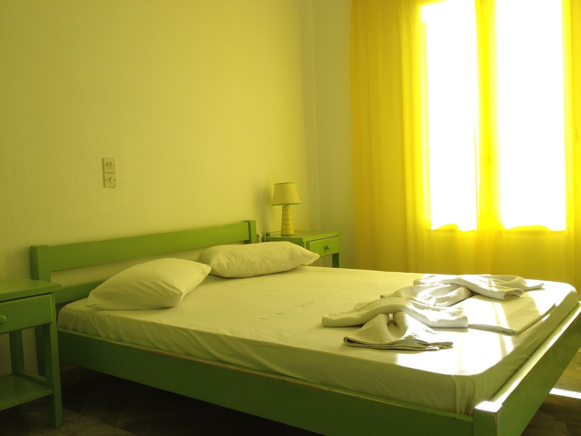 Siren Rooms And Apartments Paros Екстер'єр фото