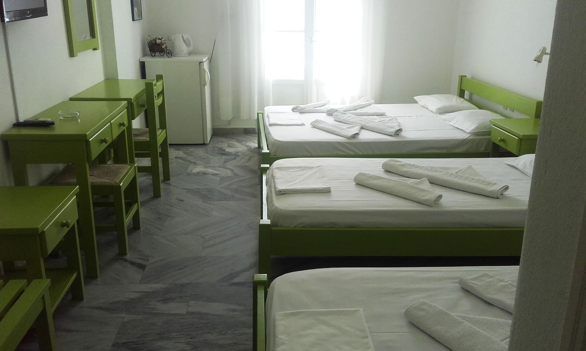 Siren Rooms And Apartments Paros Екстер'єр фото